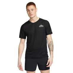 Nike Dri-FIT Solar Chase Trail T-shirt Homme 7 Nike Dri-FIT Solar Chase Trail T-shirt Homme -Run Style Soldes 4a248626ed9184ae429865ea7f2230c5a57c83e1 010 DV9305 010 PHSFM001 2000 1