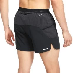 Nike Dri-FIT Second Sunrise Trail 5 Inch Short Homme 8 Nike Dri-FIT Second Sunrise Trail 5 Inch Short Homme -Run Style Soldes c85a77dd42077a0b71411509a56f8cf94f9f2db0 010 DV9311 010 PHSBM001 2000 1